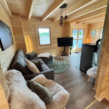 Prázdninový dům Modernes Blockhaus Mit Sauna Flair